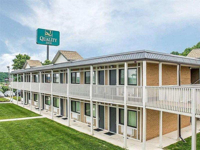 Quality Inn Cambridge Exterior photo