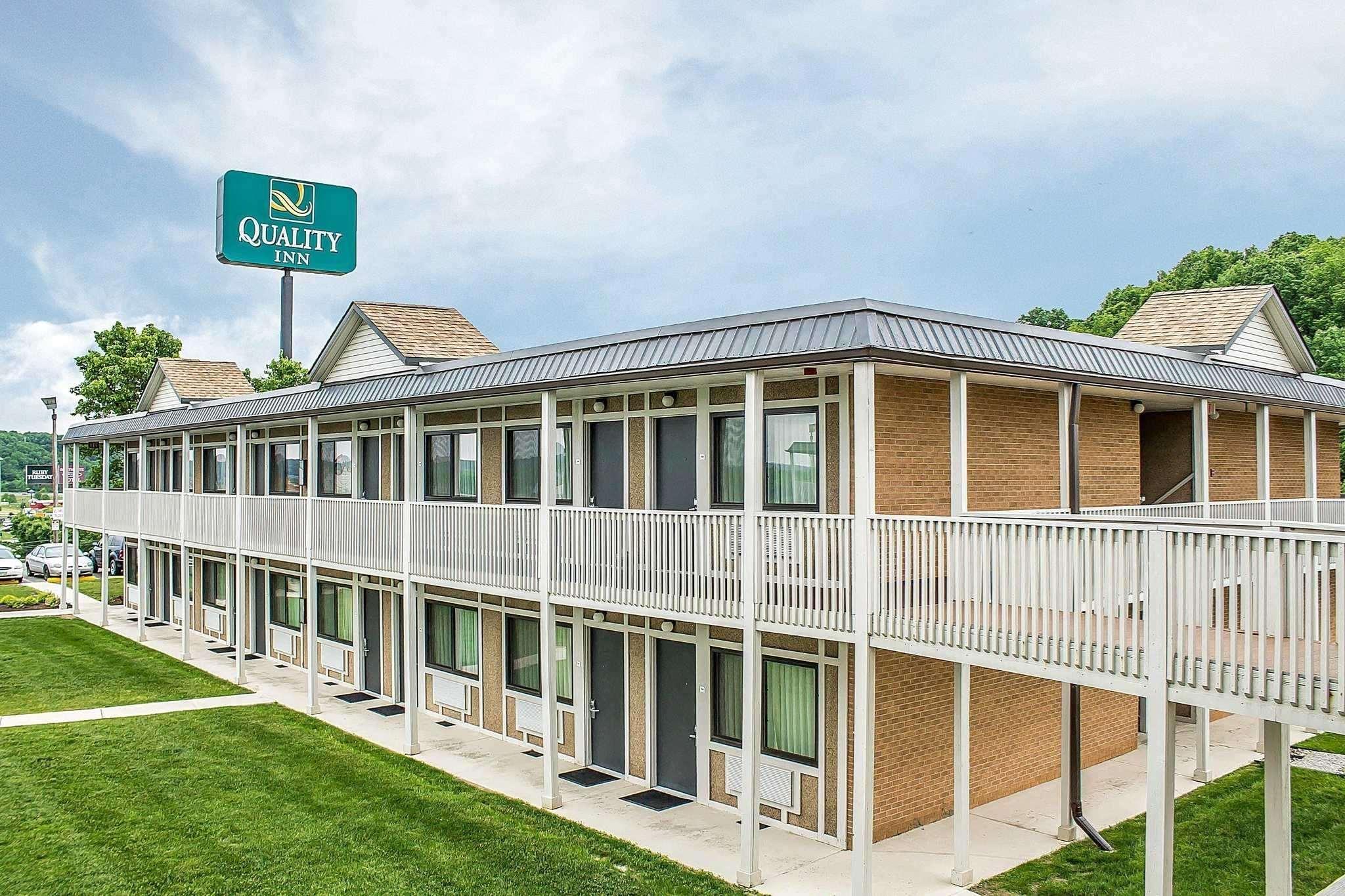 Quality Inn Cambridge Exterior photo